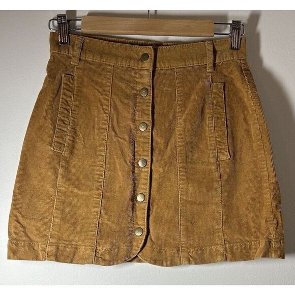 Urban Outfitters BDG Women's Size 4 Corduroy Mini Skirt Button Front - Picture 1 of 4